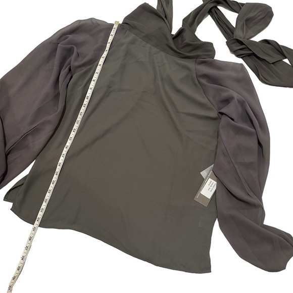 LOLA & SOPHIE New Gray Tied Neck Secretary Turtleneck Silky Peasant Blouse Flaw - Picture 6 of 12